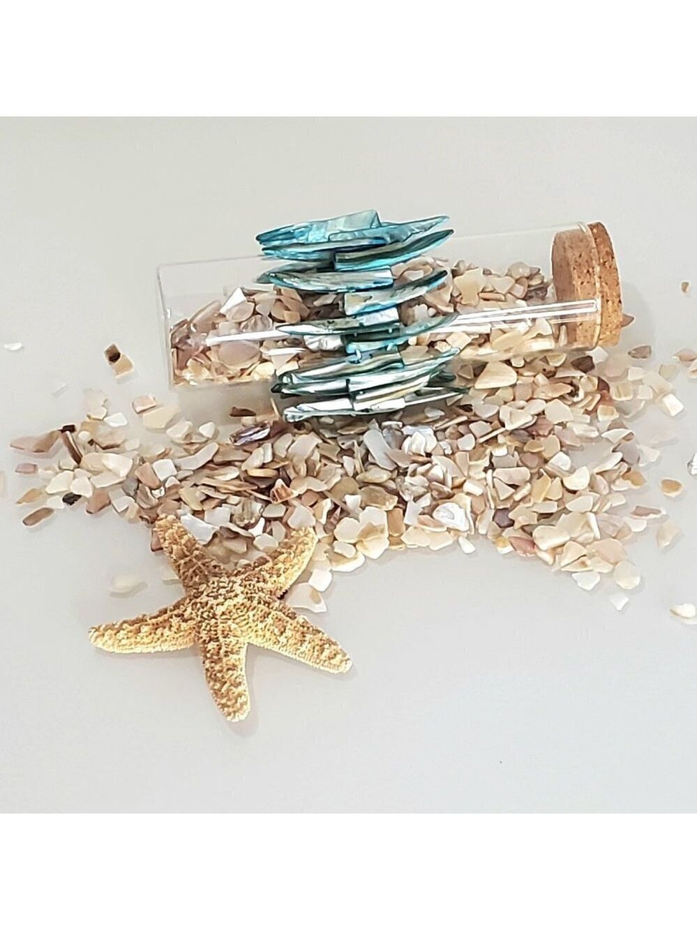 Vintage Shell Cuff Bracelet - Natural Shell (Mother-of-Pearl Jewelry Stretch